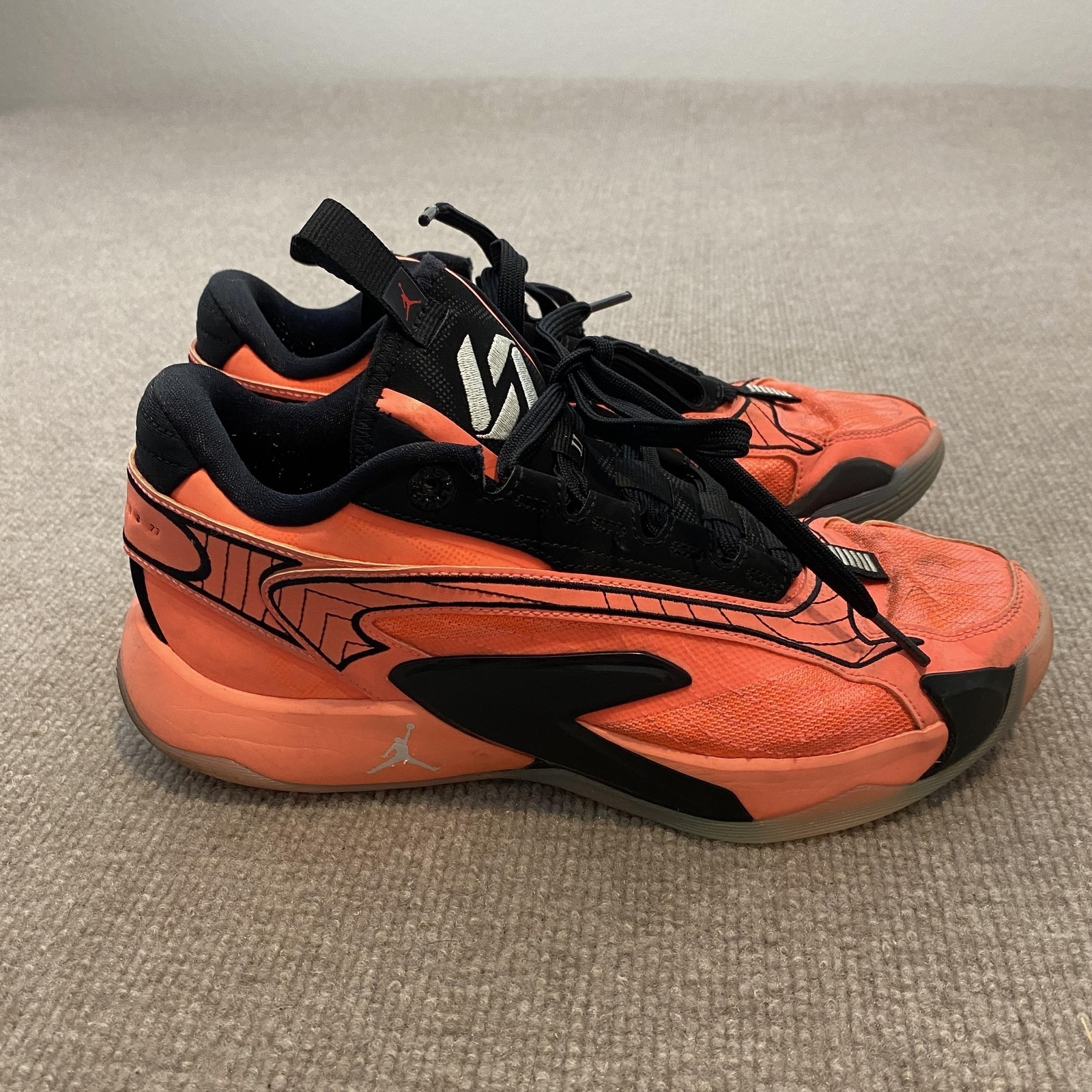 Jordan Shoes Mens 8 Low Top Basketball Sneakers Dx8733-800 Mango Luka Doncic